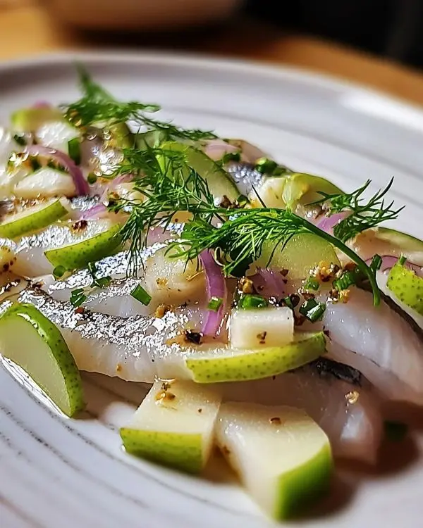 Ceviche de Maquereau, Leche de Tigre à la Pomme Verte et Fenouil Croquant
