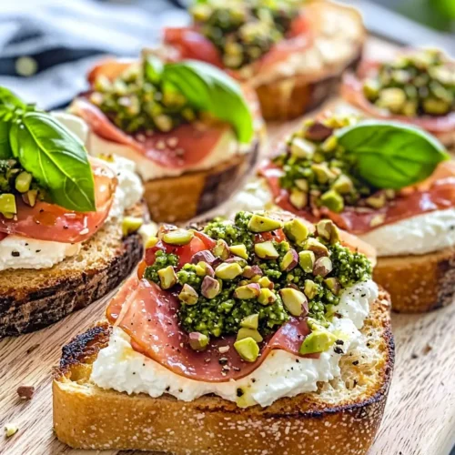 Tartines de Pain Grillé Ricotta Mortadelle 3 Tartines de Pain Grillé