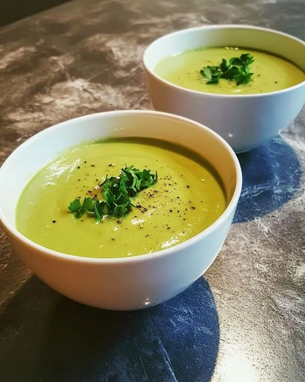 Velouté Glacé d'Avocat, Lait de Coco Soyeux 4 Recette Velouté Glacé d'Avocat