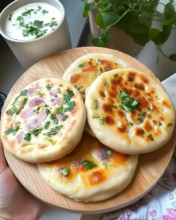 Cheese Naan Poulet Curry Cheddar 3 Cheese Naan Poulet Curry