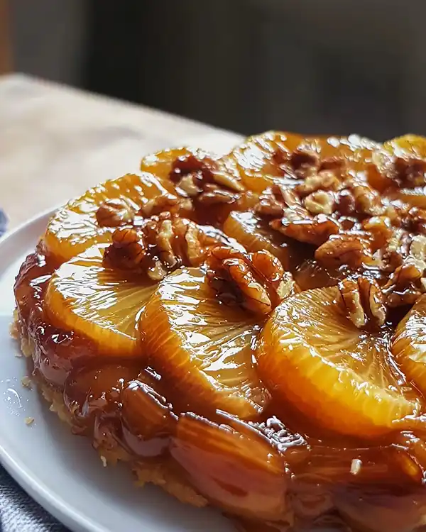 Recette Tarte Tatin d'Endives Caramélisées à l'Orange, Fourme d'Ambert et noix