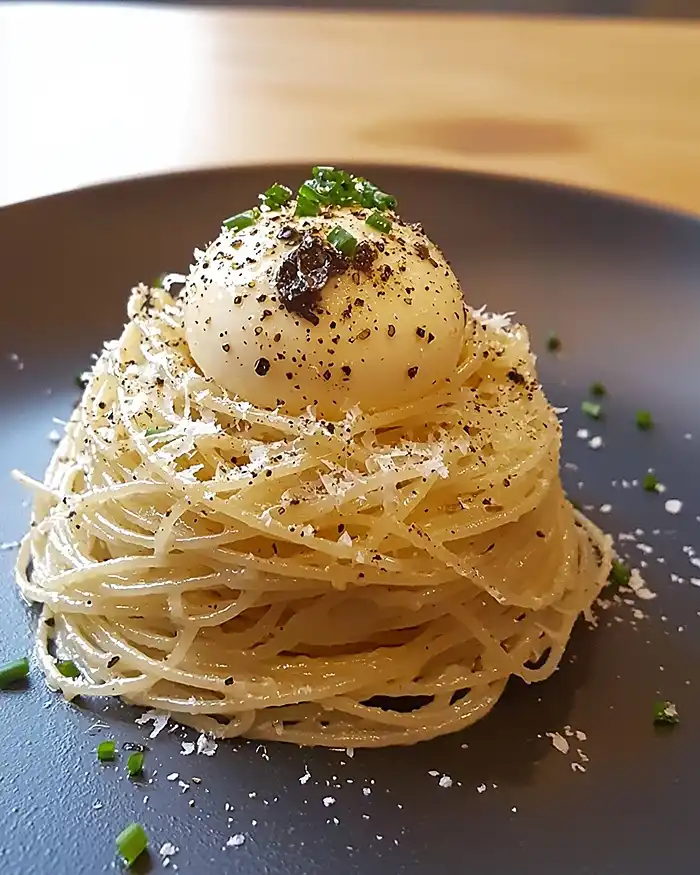 Recette-Nid-de-Pates-Kadaif-OEuf-Parfait-64°C-Creme-de-Cepes-a-la-Truffe