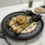 Recettes Légumes Rôtis et Steaks Végétaux 6 Recette-Poireaux-Brules-avec-Creme-de-Gorgonzola