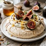 Îles Flottantes Salées et Meringues Créatives 28 Pavlova salée figues chèvre miel
